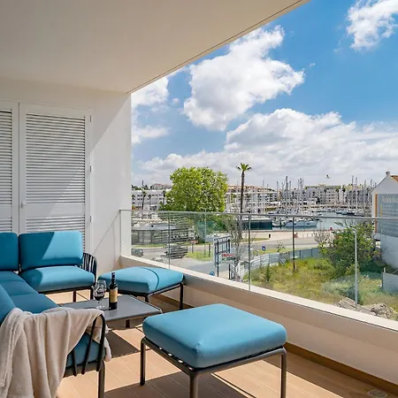 Lagos Marina View By Homing Exterior photo